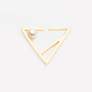 Kenza 三角造型珍珠耳扣 / 單支