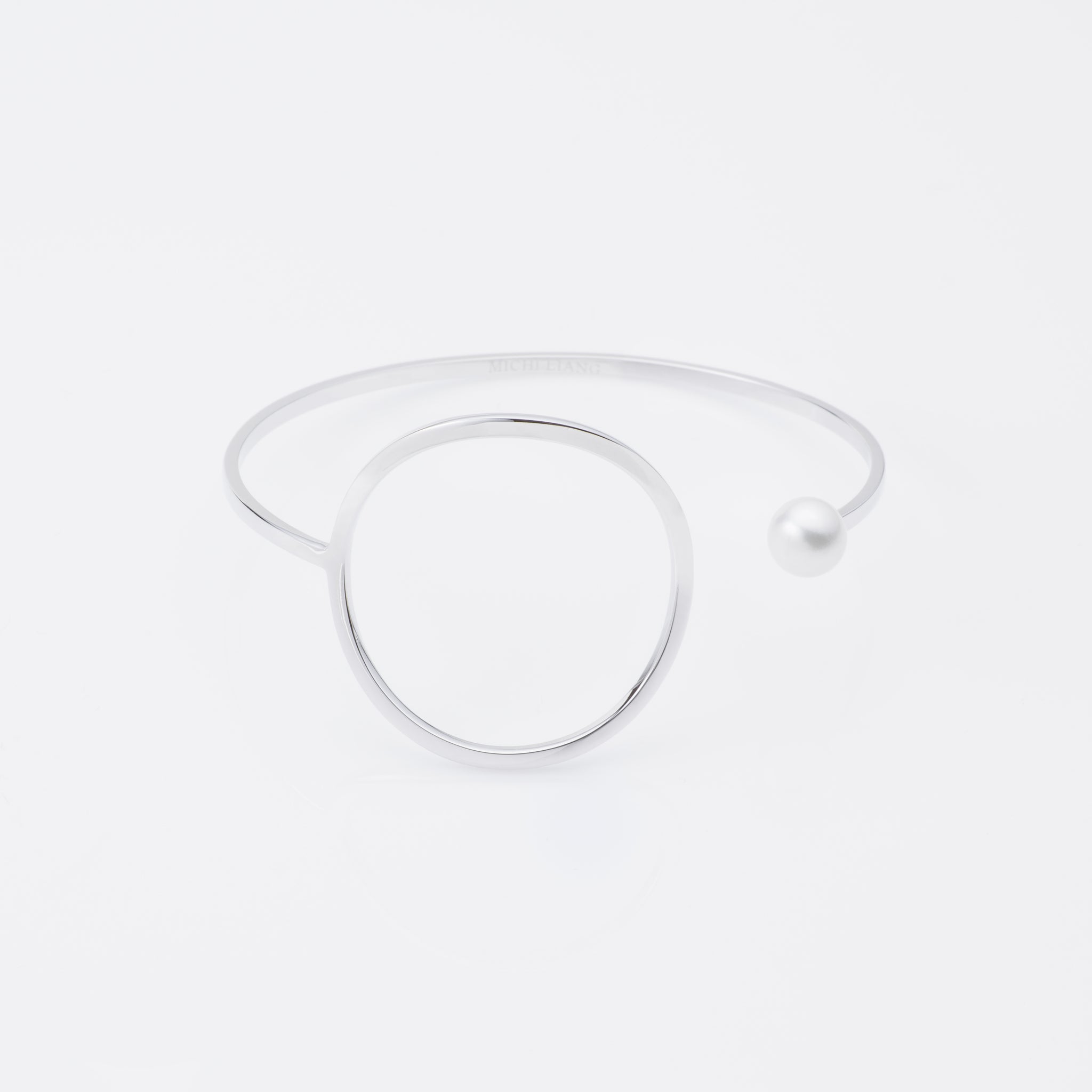 Zoe 素面圓型珍珠手環