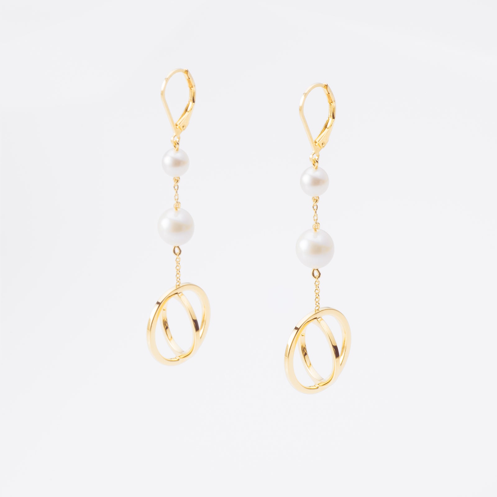 Paulina 垂綴漸進珍珠耳環 / 一對