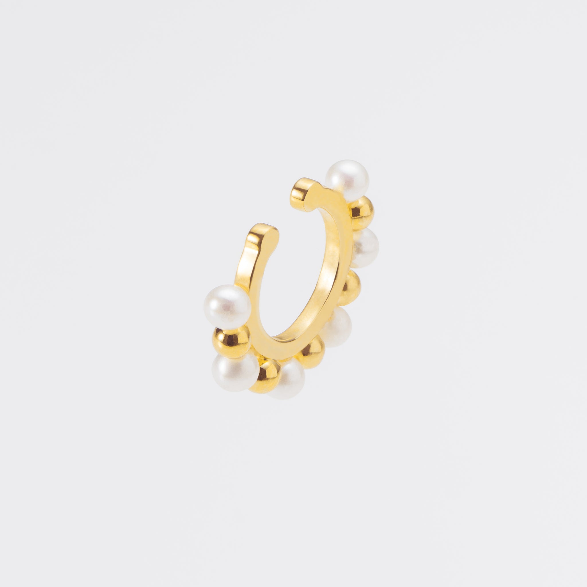 Cali 珍珠金屬球交錯耳骨夾